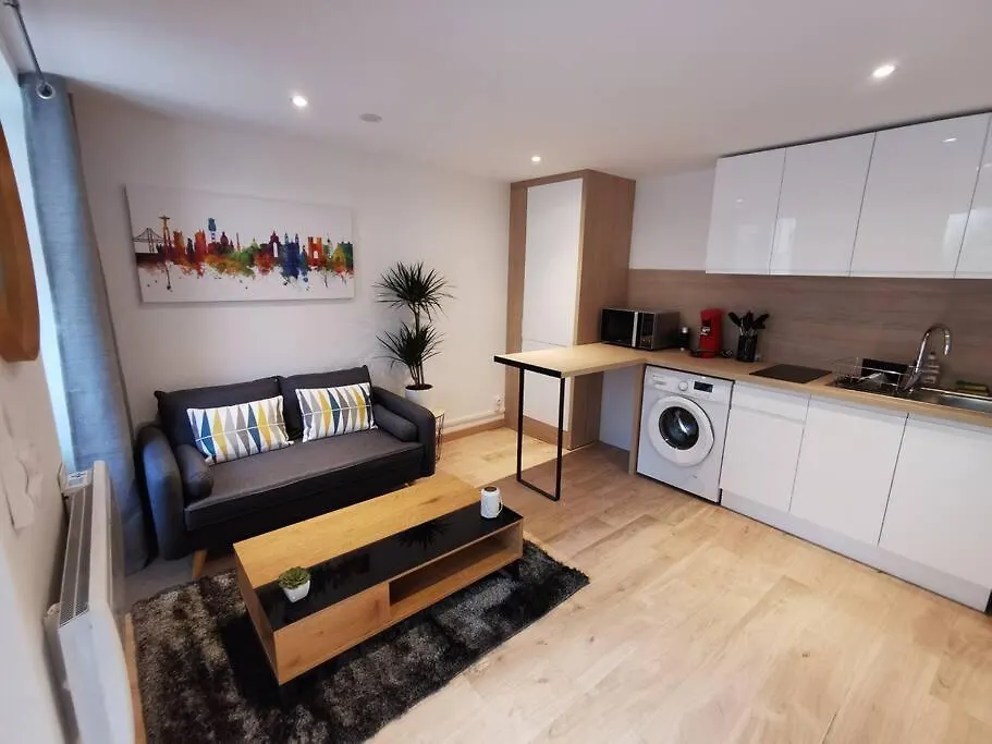 9. Charmant Studio Proche Gare Et Centre Apartment Valence  0*, Valence (Drome)
