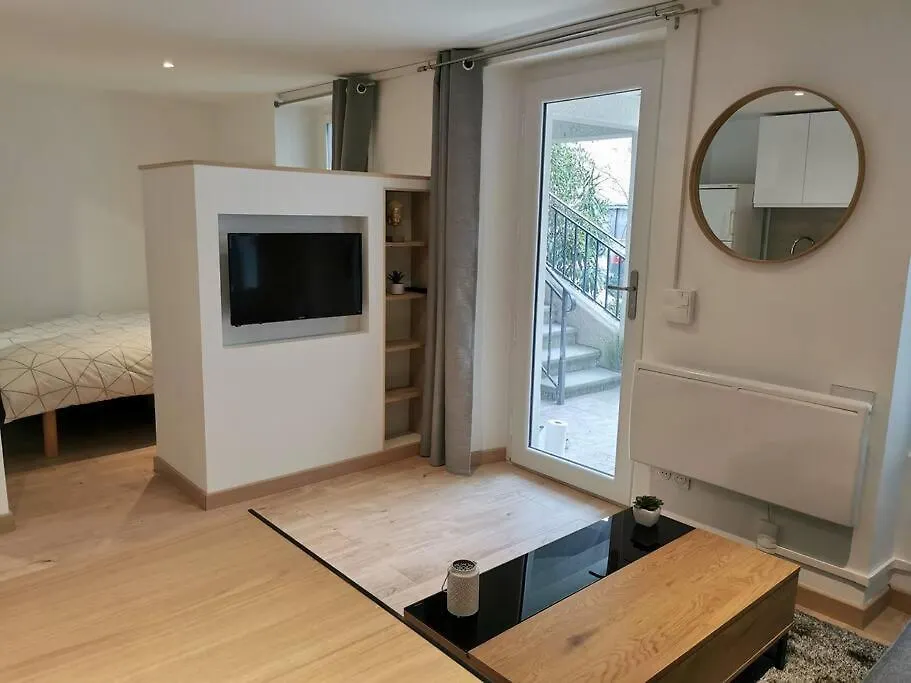 9. Charmant Studio Proche Gare Et Centre Apartment Valence  France